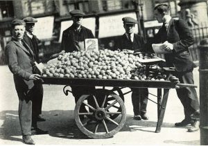 Canadian apples in England