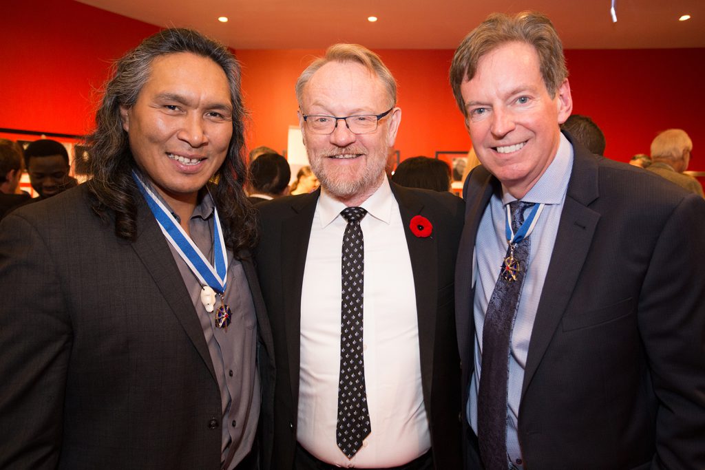 Johnny Issaluk, Jared Harris, John Geiger